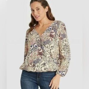 Knox Rose Long sleeve Blouse